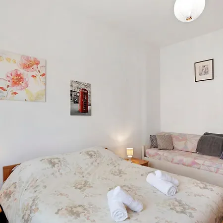 Apartment Isonzo - 2 Bedrooms Loano