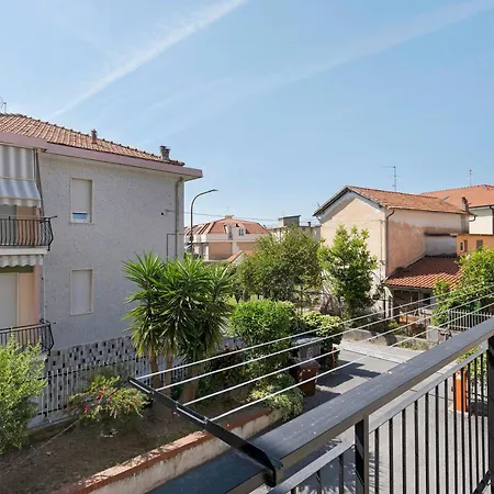Isonzo - 2 Bedrooms *